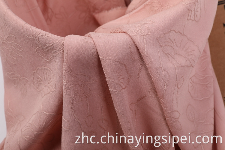 中国制造商固体颜色生态友好透气柔软的连衣裙织物jacquard编织面料